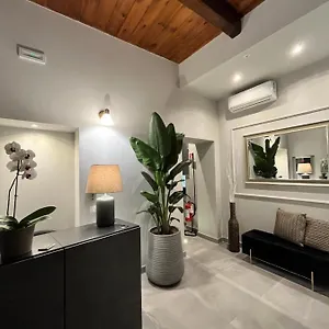 Soha Piazza Di Spagna Boutique Ρώμη