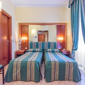 Hotel Raeli Lux, Roma