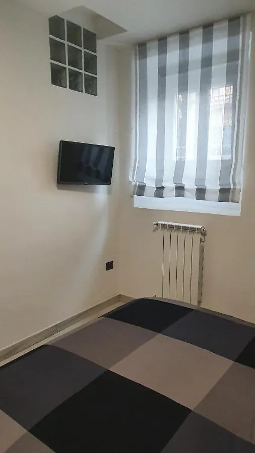 B&B 1930 Рим Италия